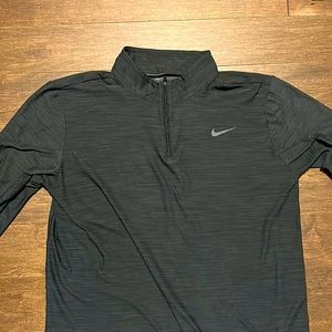 Nike | Tech Long Sleeve | 1/4 Zip